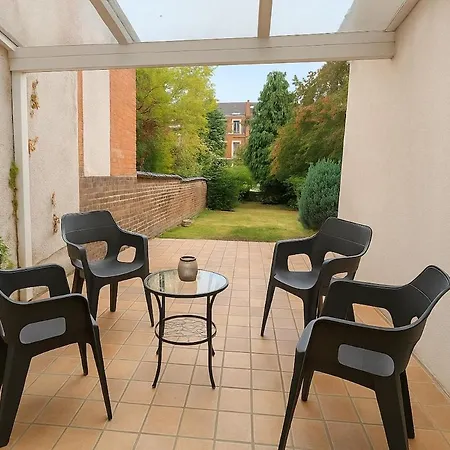 Maison Cosy Avec Terrasse Et Jardin - Aeroport Gare Vakantiehuis