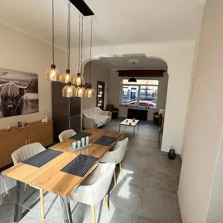 Vakantiehuis Maison Cosy Avec Terrasse Et Jardin - Aeroport Gare *