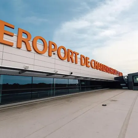 Maison Cosy Avec Terrasse Et Jardin - Aeroport Gare Ferienhaus *