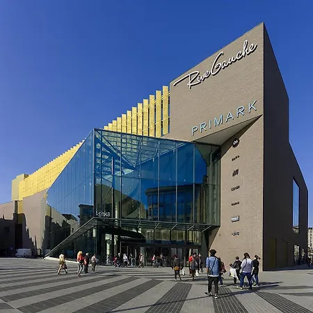 Сasa de vacaciones Maison Cosy Avec Terrasse Et Jardin - Aéroport Gare