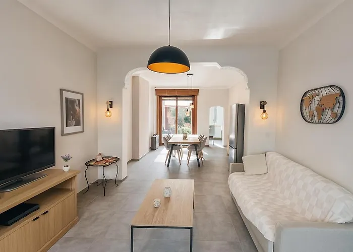 Maison Cosy Avec Terrasse Et Jardin - Aéroport Gare Сasa de vacaciones
