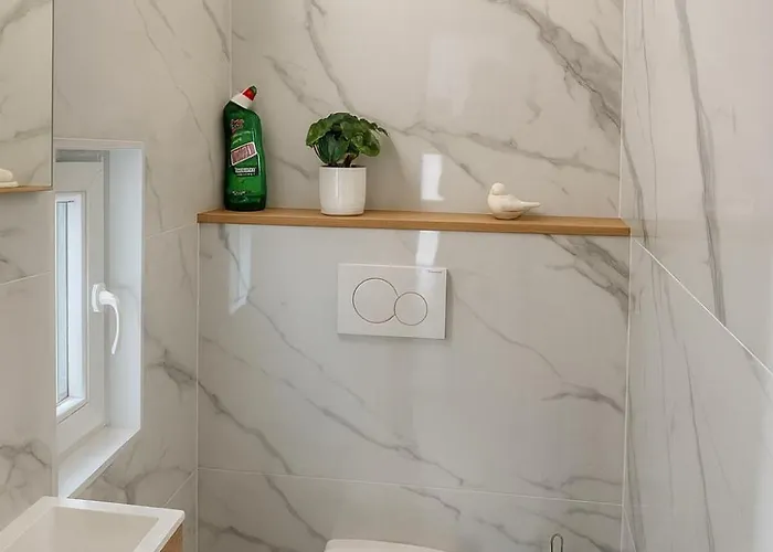 Vakantiehuis Maison Cosy Avec Terrasse Et Jardin - Aeroport Gare Charleroi