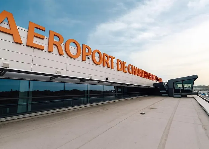 Maison Cosy Avec Terrasse Et Jardin - Aeroport Gare Vakantiehuis *